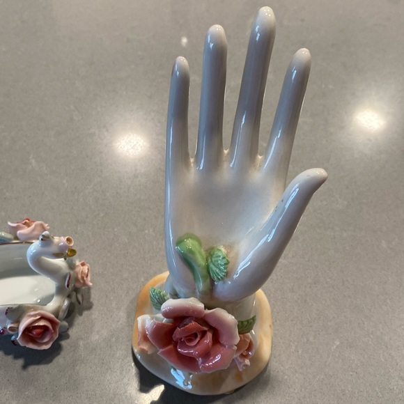 SET 2 Vintage Antique Hand Roses Ring Holders Porcelain Jewelry stand - Picture 1 of 16